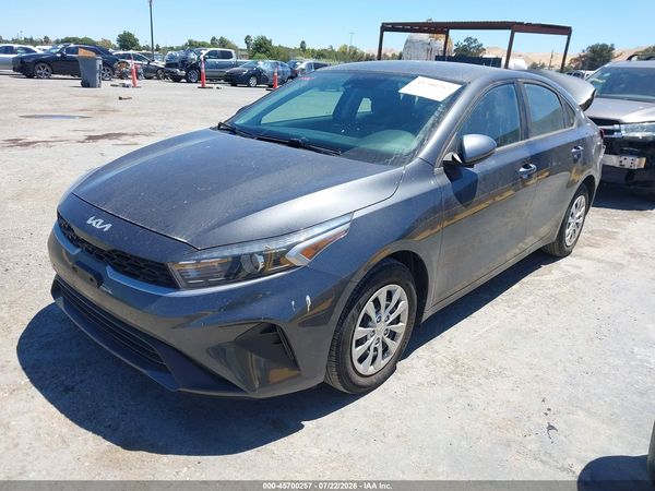 2023 KIA FORTE LX