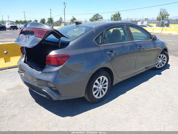 2023 KIA FORTE LX
