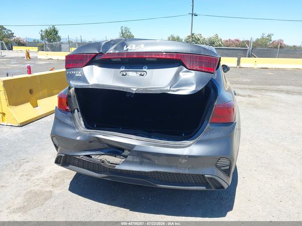 2023 KIA FORTE LX