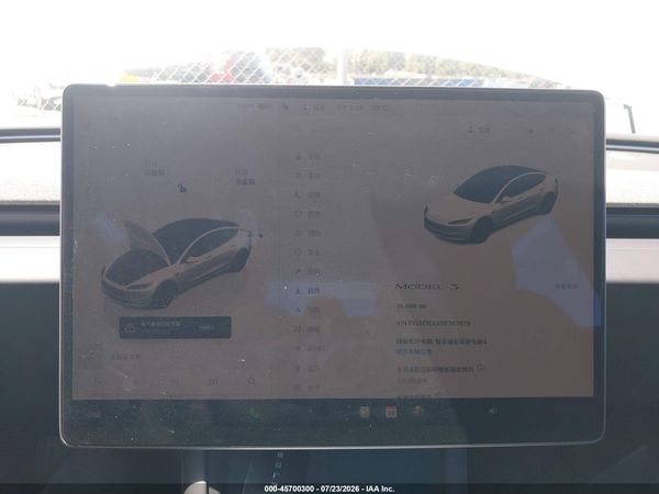2024 TESLA MODEL 3 — I7