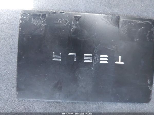 2024 TESLA MODEL 3 — I11