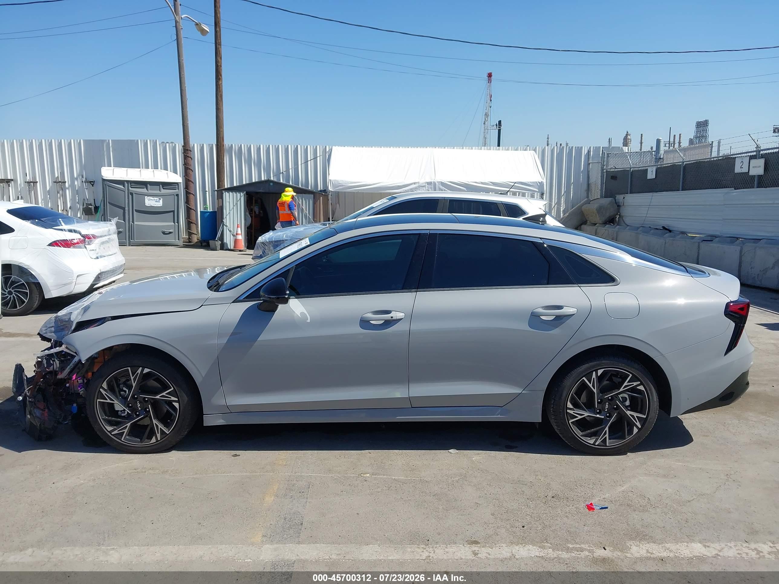 2025 KIA K5 GT-LINE