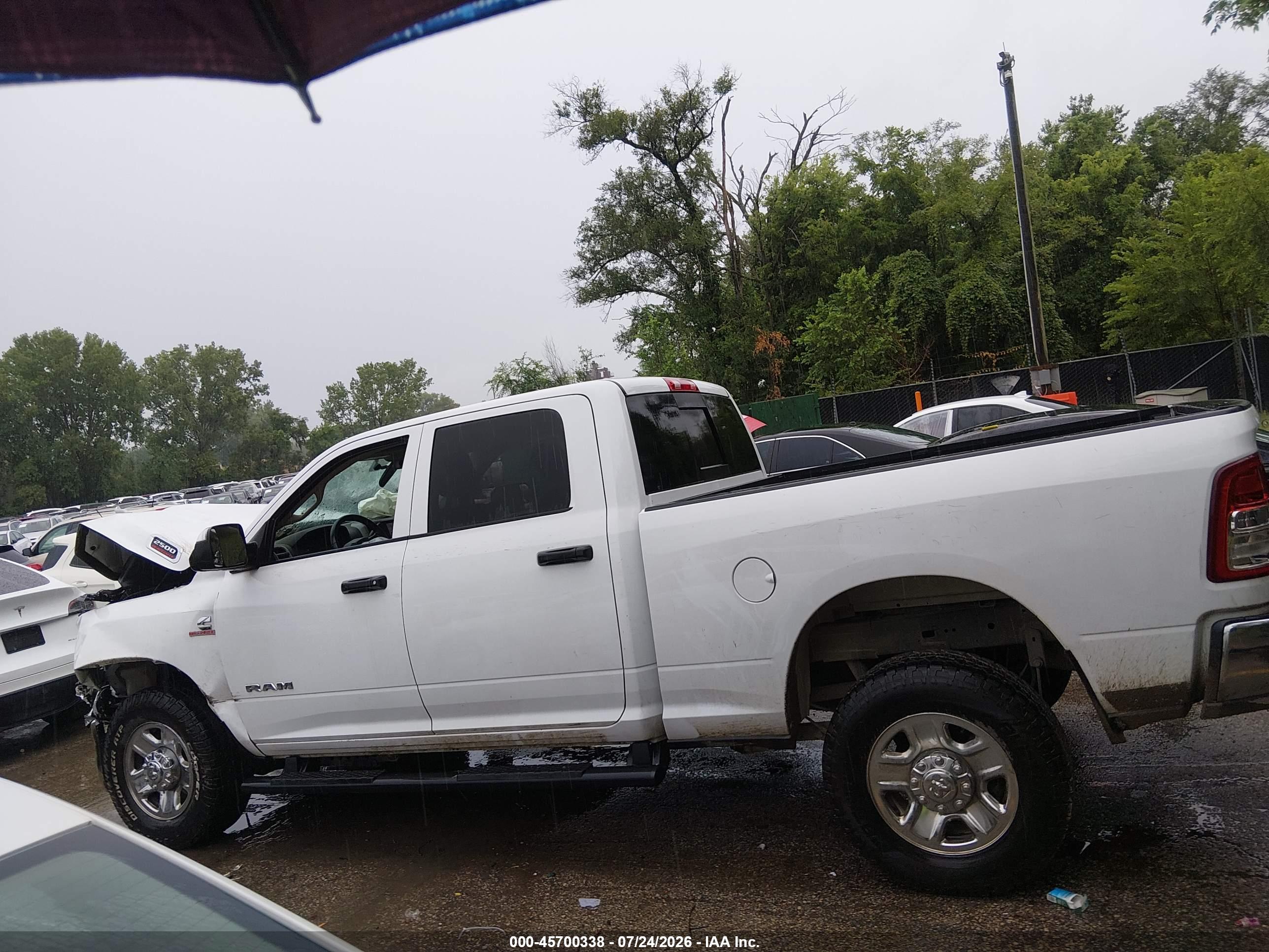 2020 RAM 2500 TRADESMAN  4X4 6'4 BOX