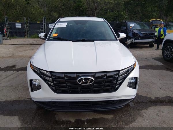 2022 HYUNDAI TUCSON SE