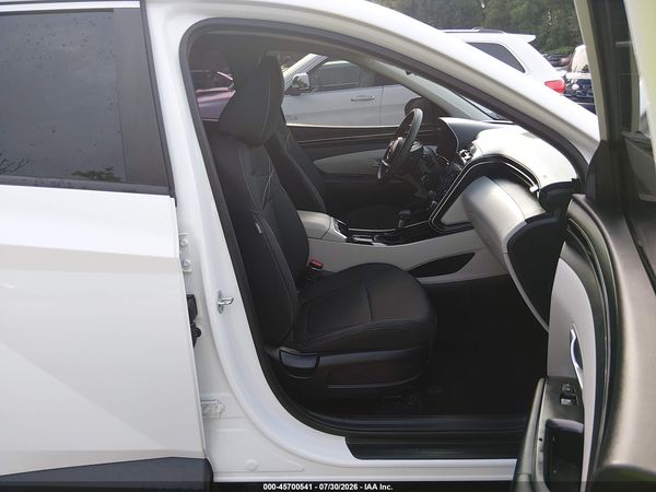 2022 HYUNDAI TUCSON SE