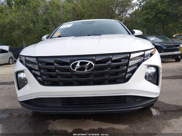 2022 HYUNDAI TUCSON SE