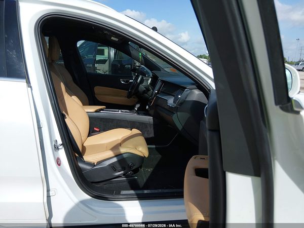 2019 VOLVO XC60 T5 INSCRIPTION