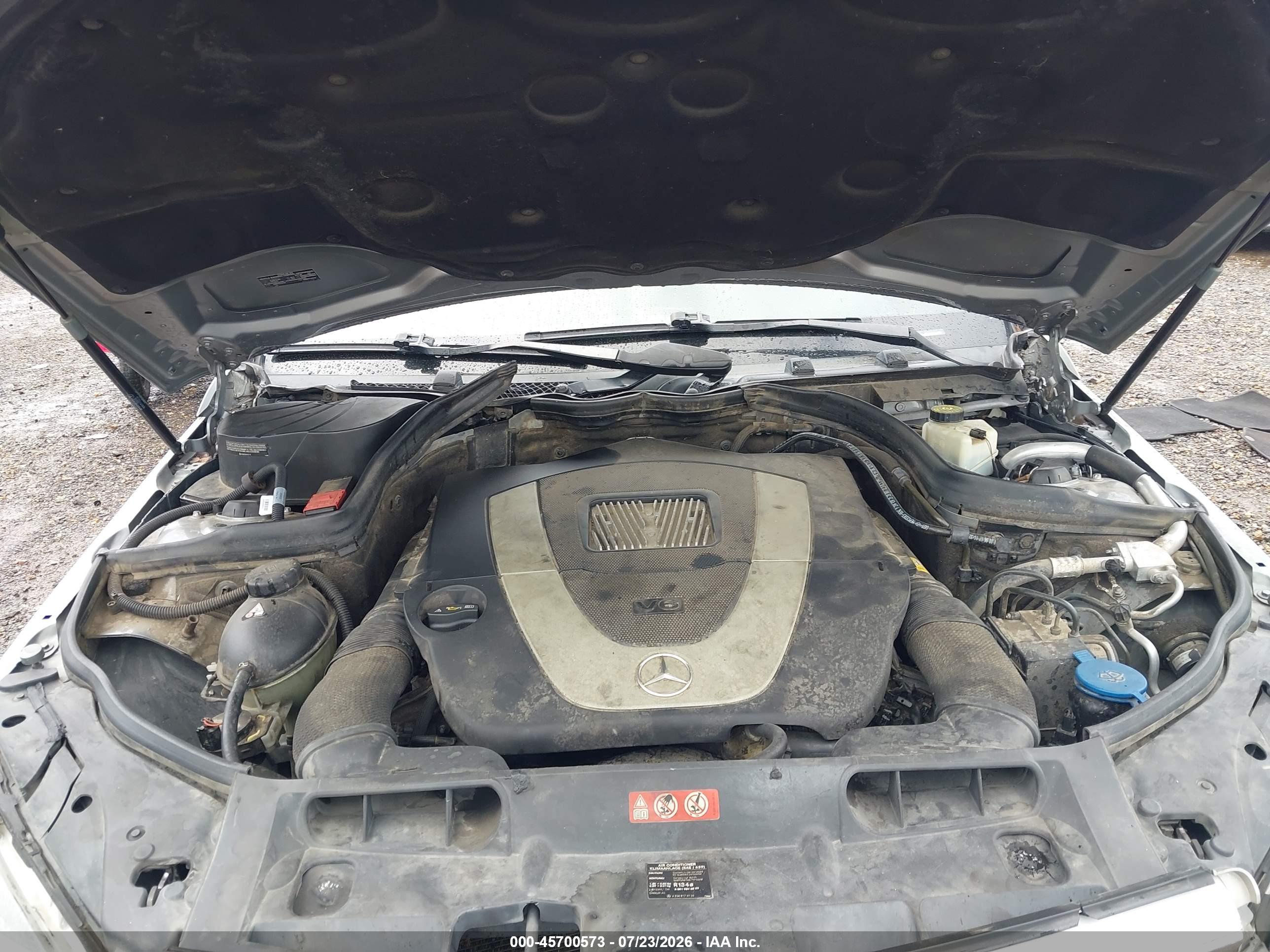 2011 MERCEDES-BENZ C 300 C300 4-MATIC