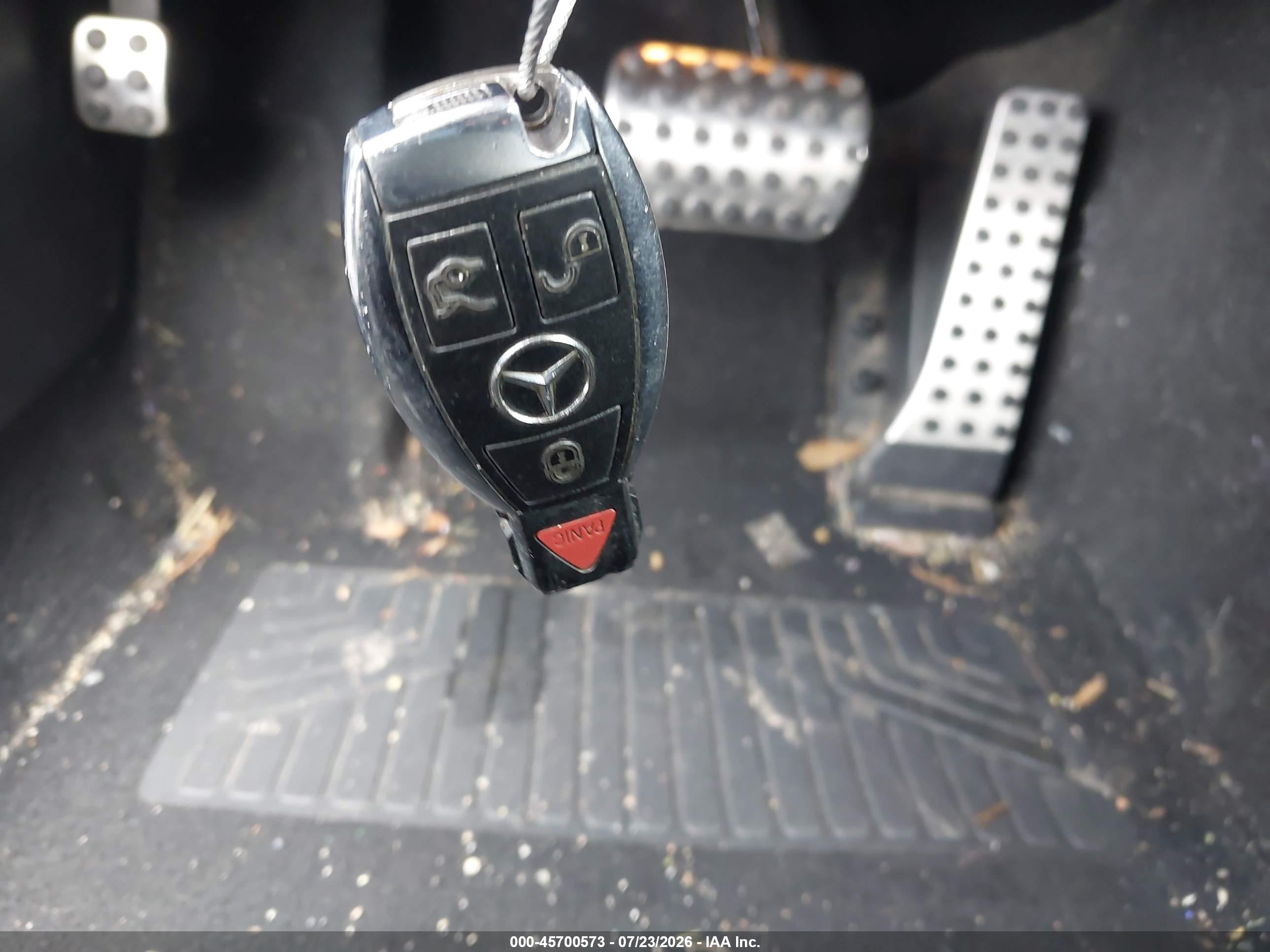 2011 MERCEDES-BENZ C 300 C300 4-MATIC