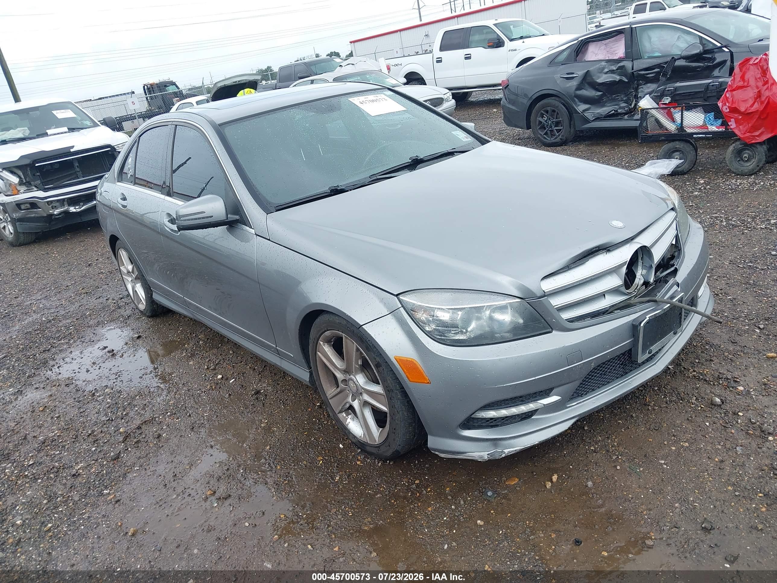 2011 MERCEDES-BENZ C 300 C300 4-MATIC