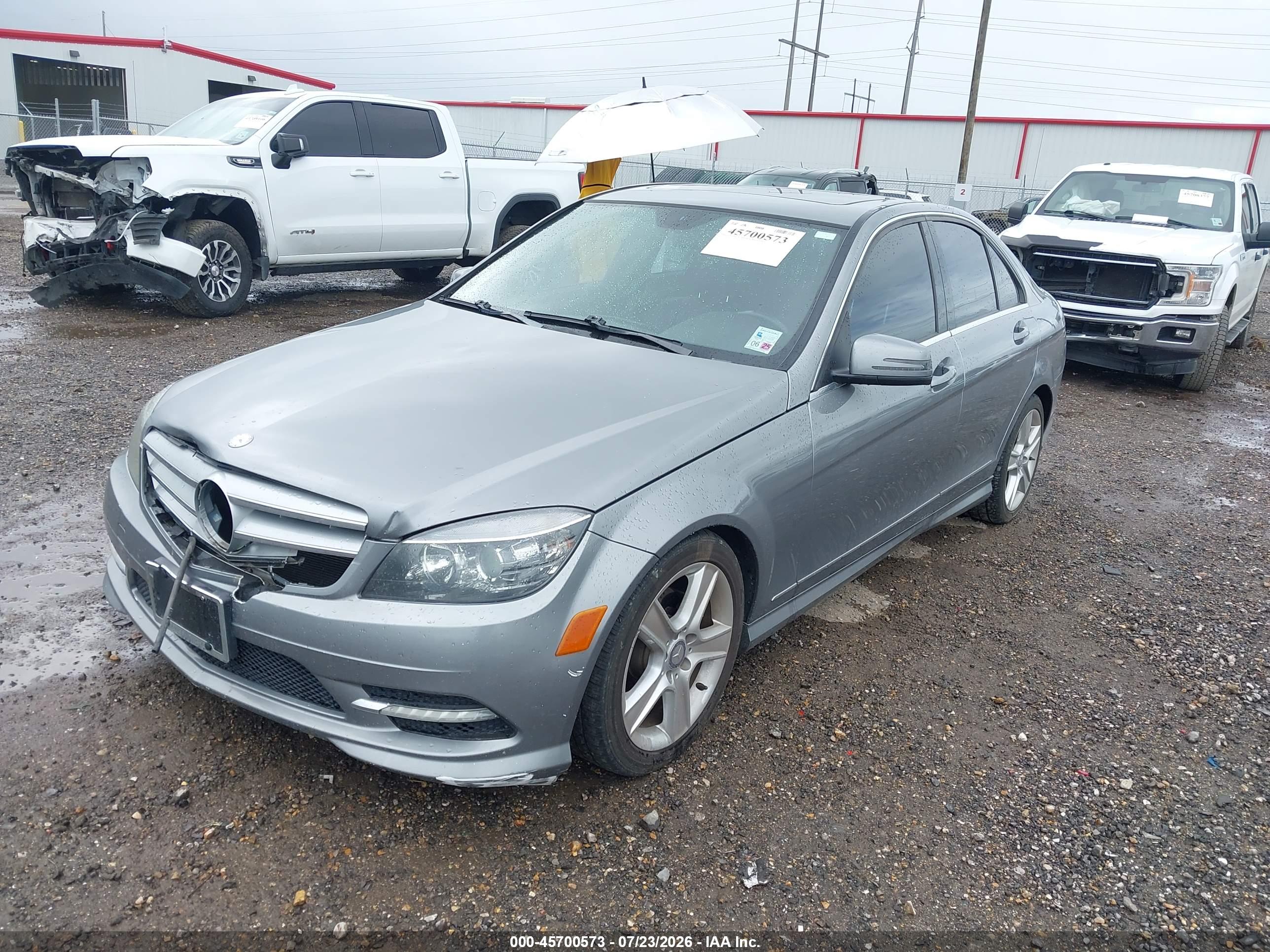 2011 MERCEDES-BENZ C 300 C300 4-MATIC