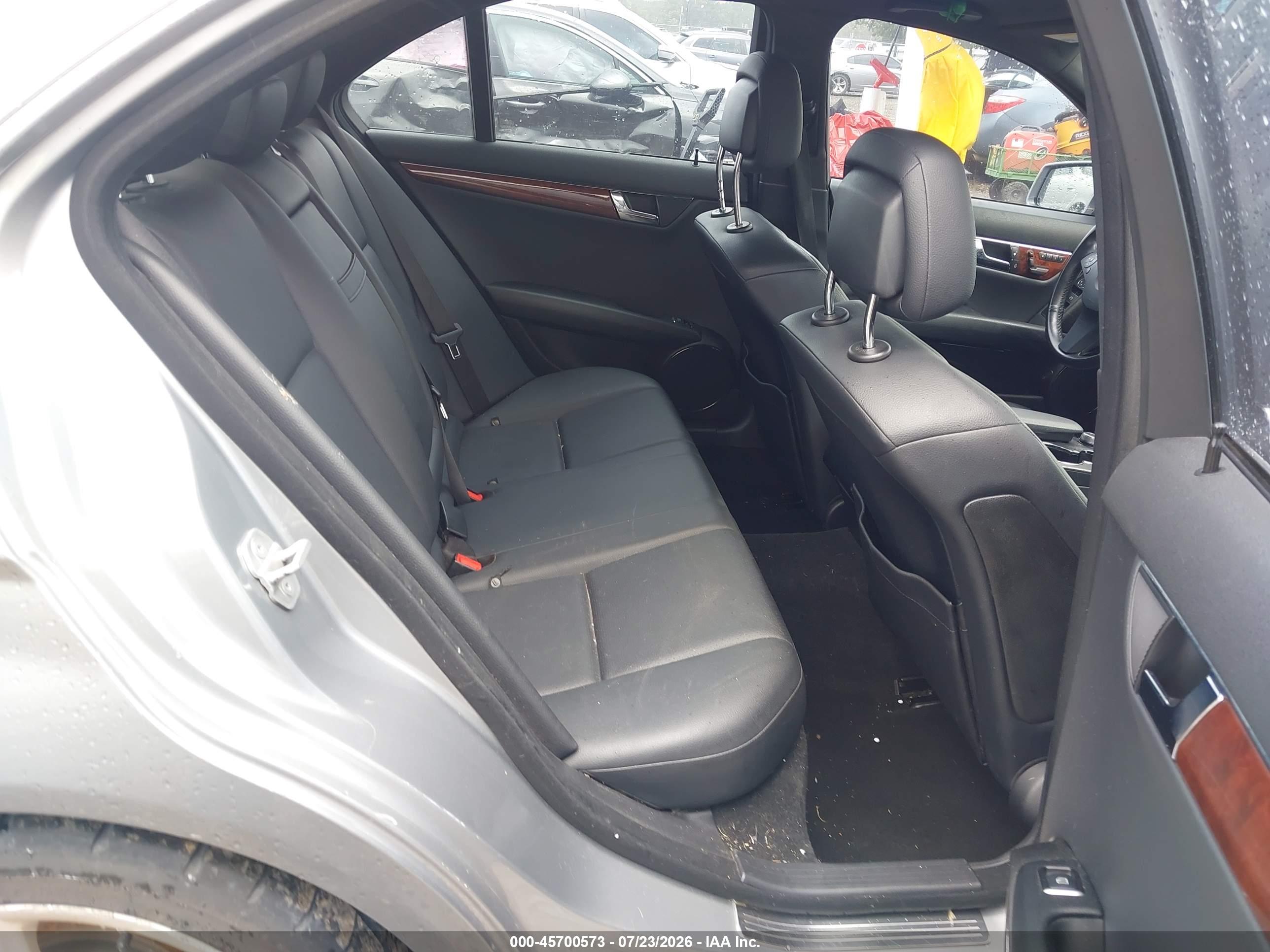2011 MERCEDES-BENZ C 300 C300 4-MATIC