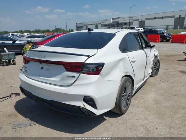 2024 KIA FORTE GT-LINE