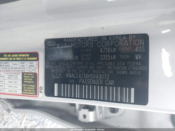 2017 KIA CADENZA PREMIUM