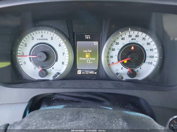 2015 TOYOTA SIENNA SE 8 PASSENGER