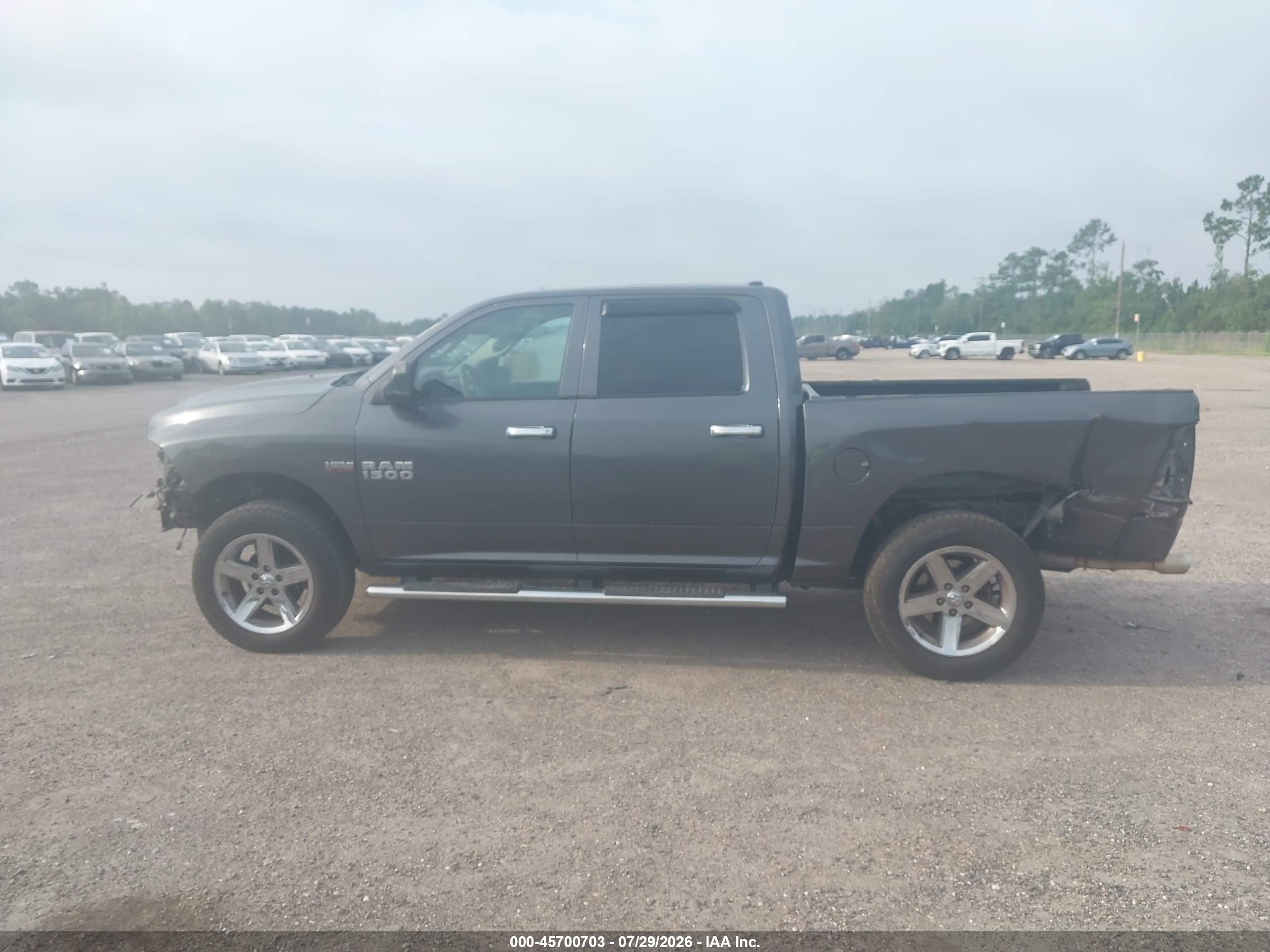 2016 RAM 1500 ST