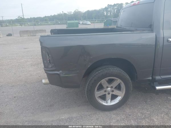 2016 RAM 1500 ST