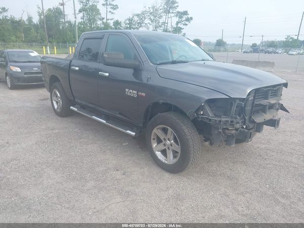 2016 RAM 1500 ST