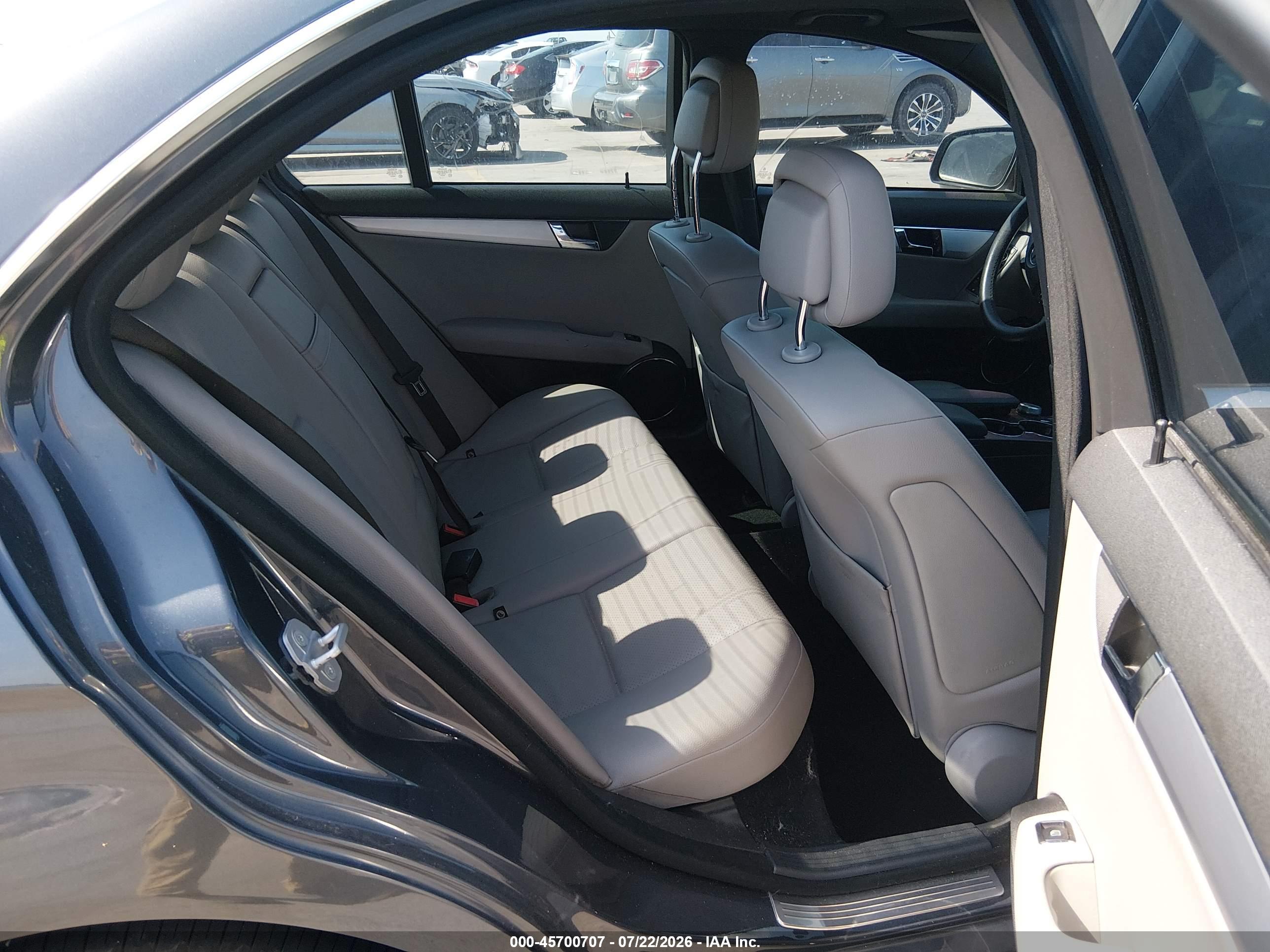 2008 MERCEDES-BENZ C 300 C300