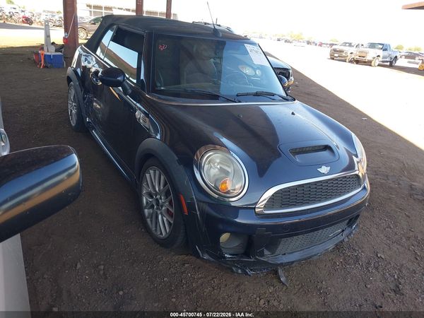 2013 MINI CONVERTIBLE JOHN COOPER WORKS