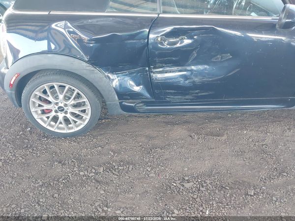 2013 MINI CONVERTIBLE JOHN COOPER WORKS