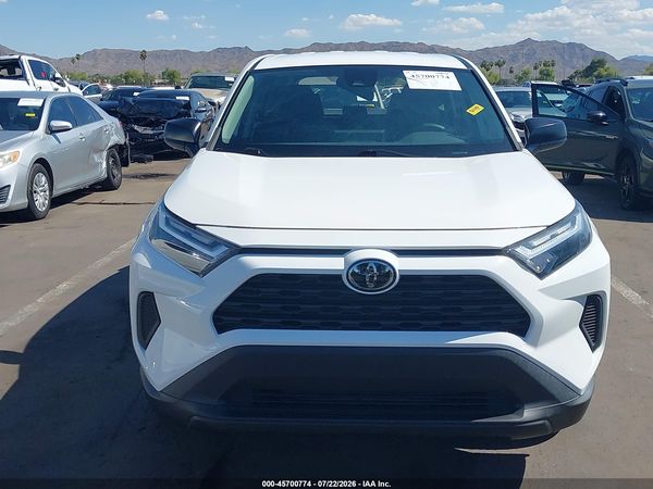 2023 TOYOTA RAV4 LE