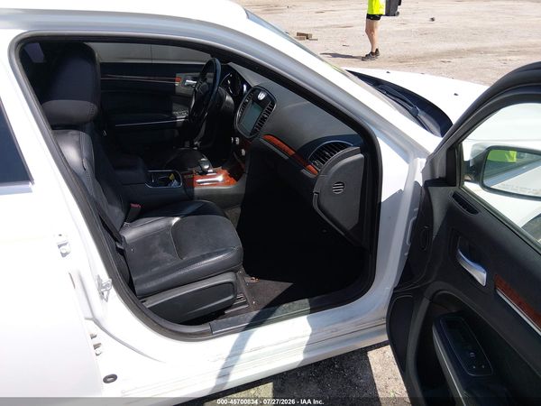 2013 CHRYSLER 300 MOTOWN
