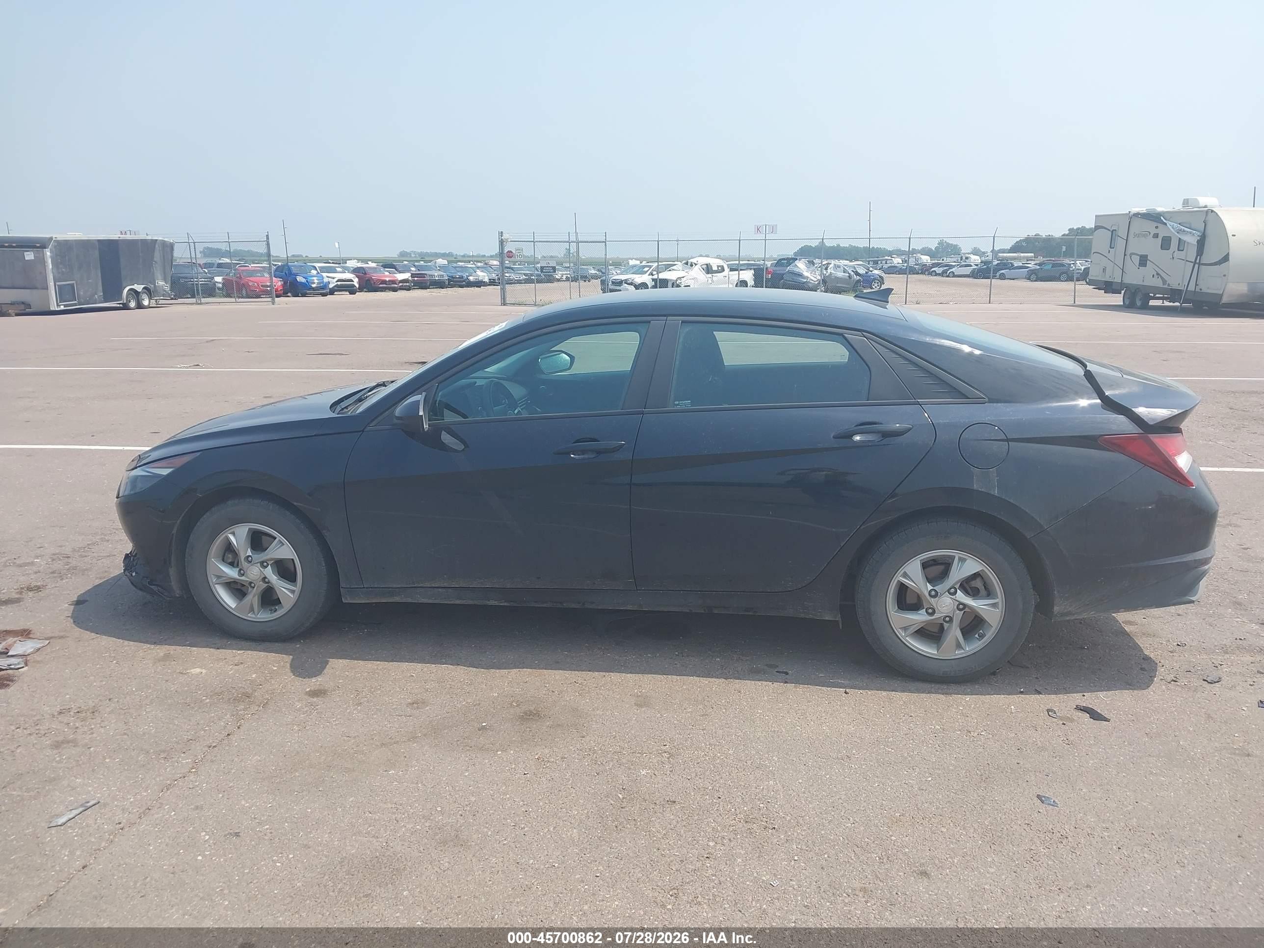 2023 HYUNDAI ELANTRA SE