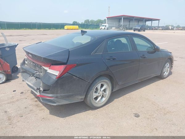 2023 HYUNDAI ELANTRA SE