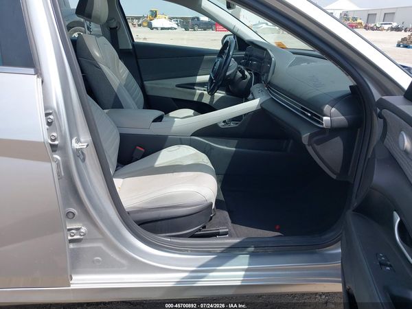 2022 HYUNDAI ELANTRA LIMITED