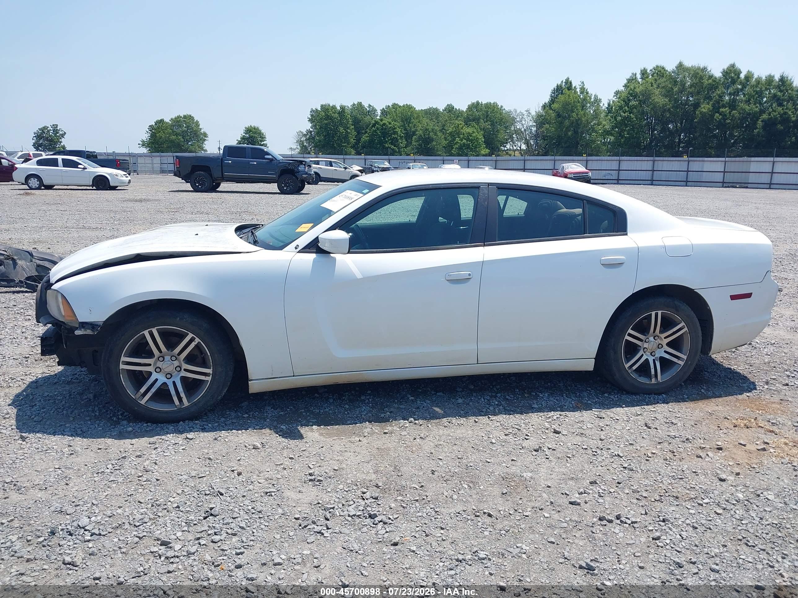 2013 DODGE CHARGER SE