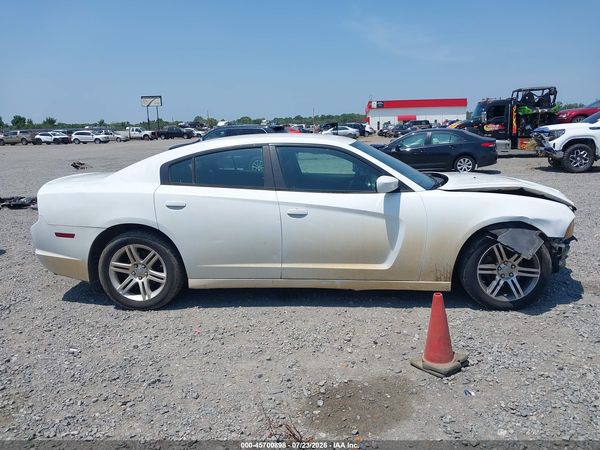 2013 DODGE CHARGER SE