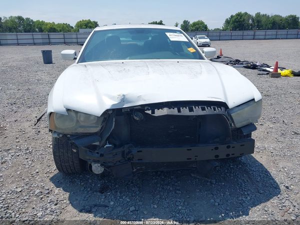 2013 DODGE CHARGER SE