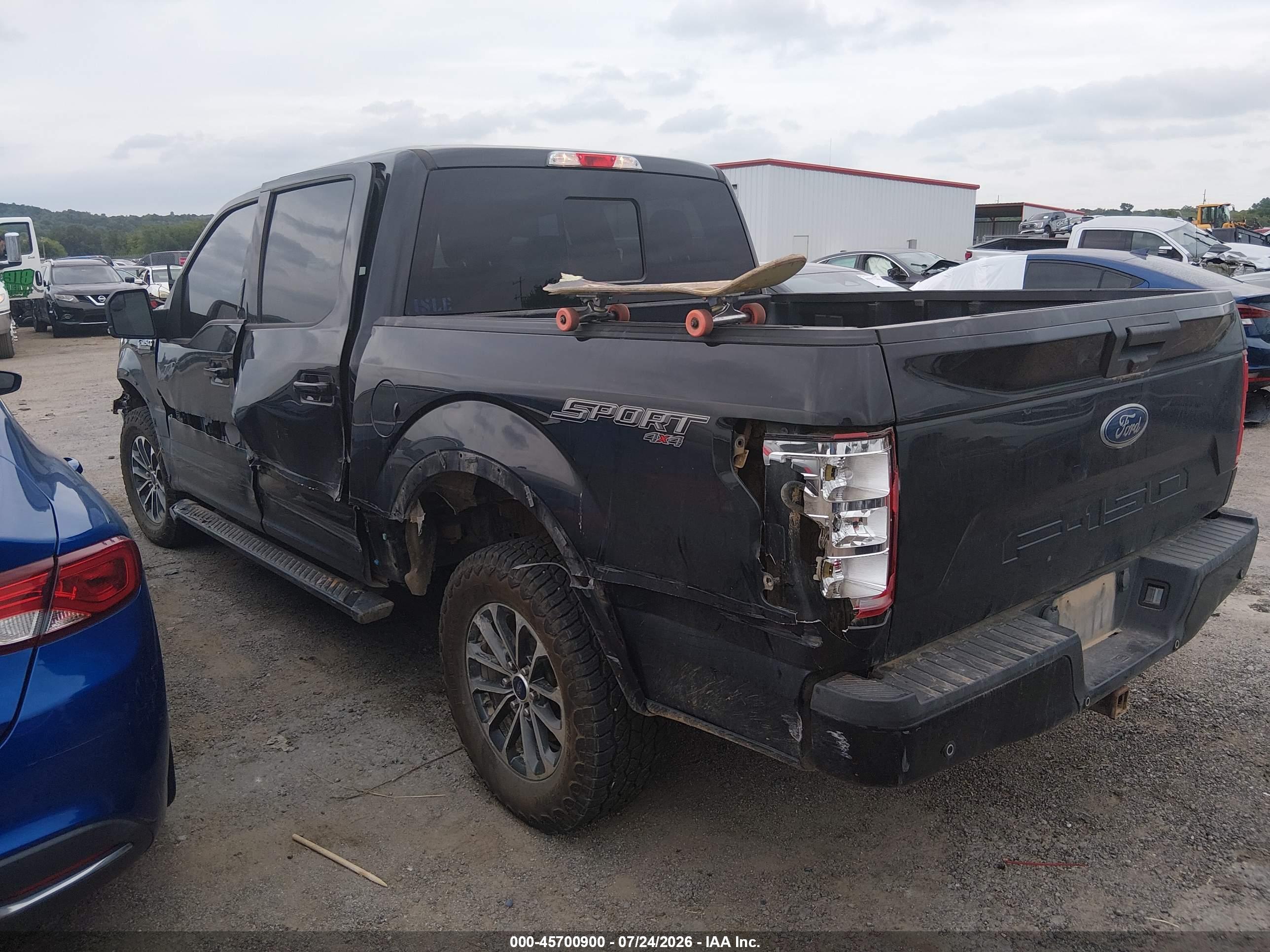 2019 FORD F-150 XLT