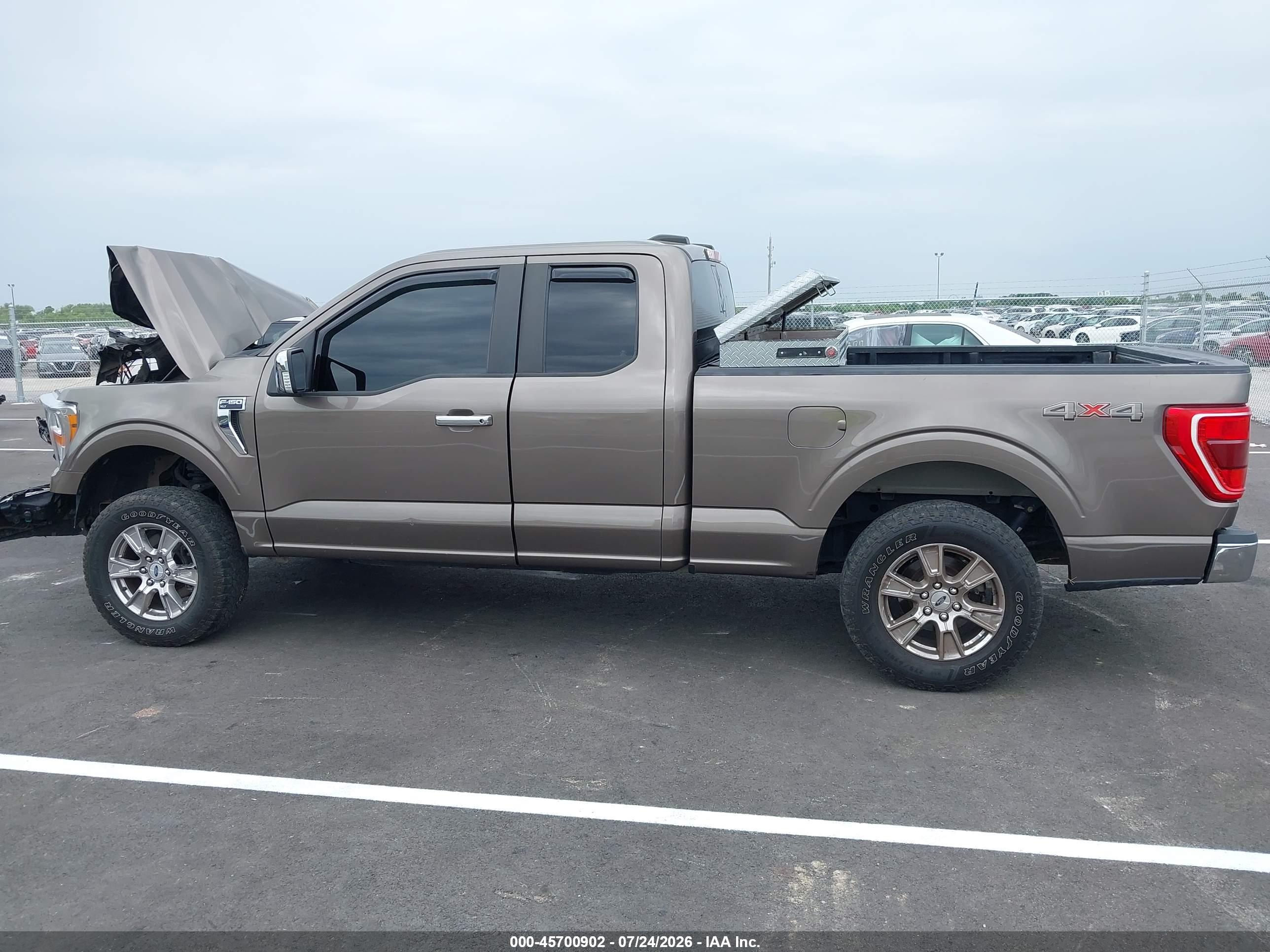 2021 FORD F-150 XLT