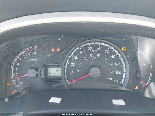 2013 TOYOTA SIENNA LE V6 8 PASSENGER