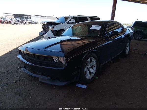 2013 DODGE CHALLENGER SXT