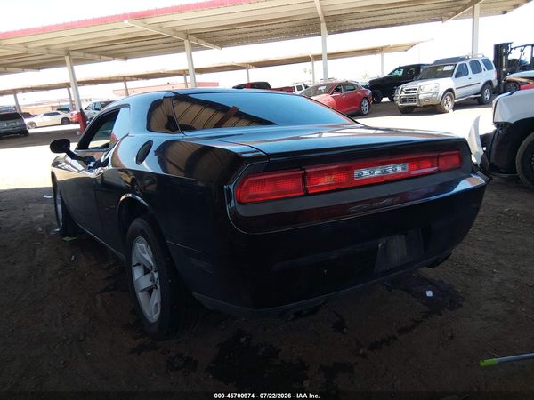 2013 DODGE CHALLENGER SXT