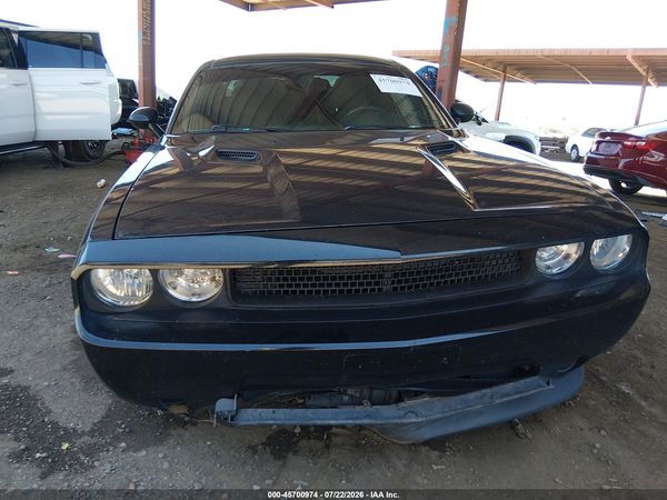 2013 DODGE CHALLENGER SXT