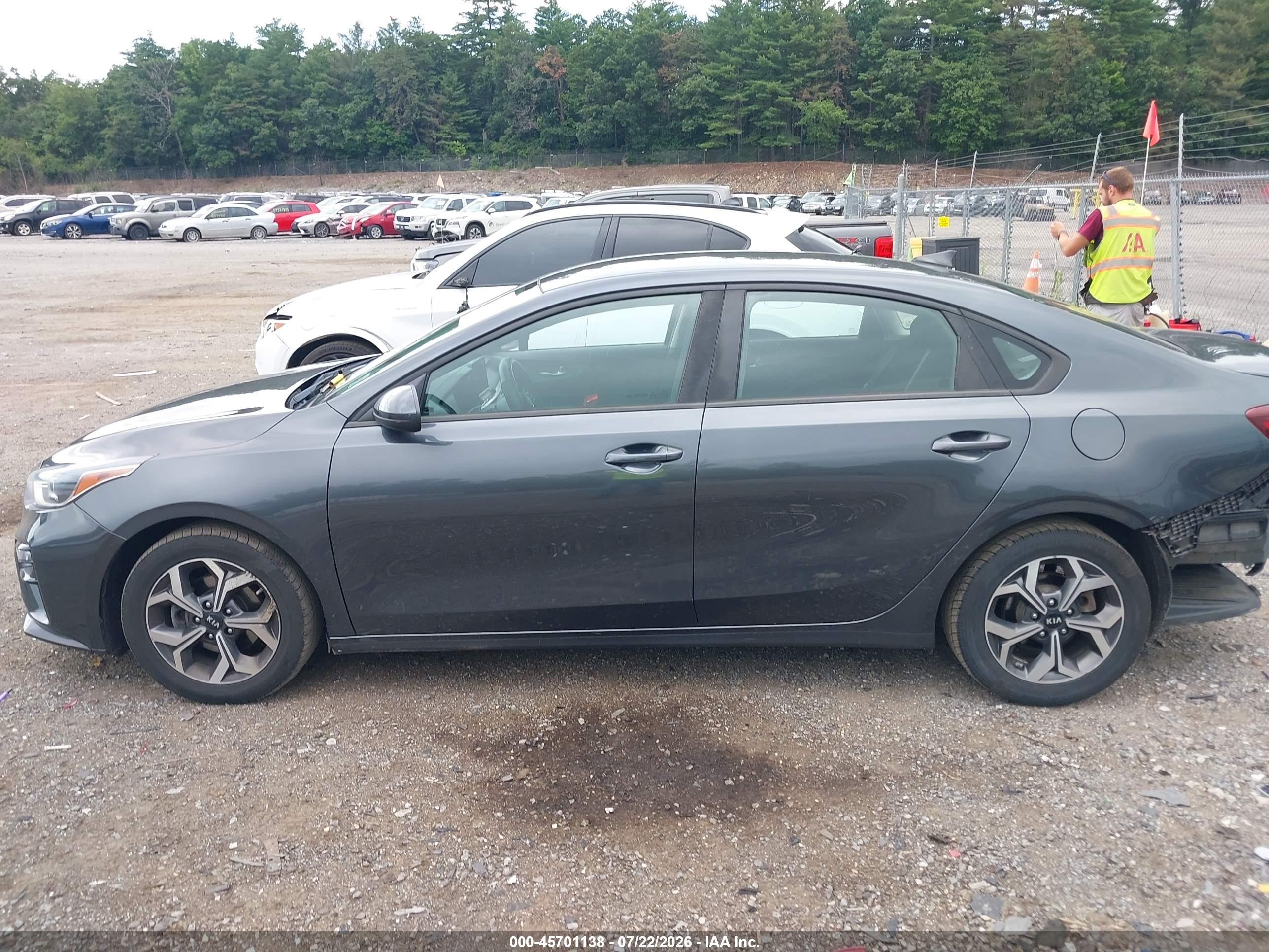 2019 KIA FORTE LXS