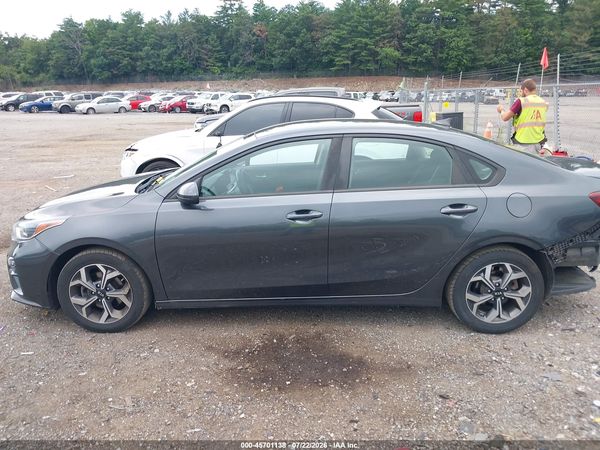 2019 KIA FORTE LXS
