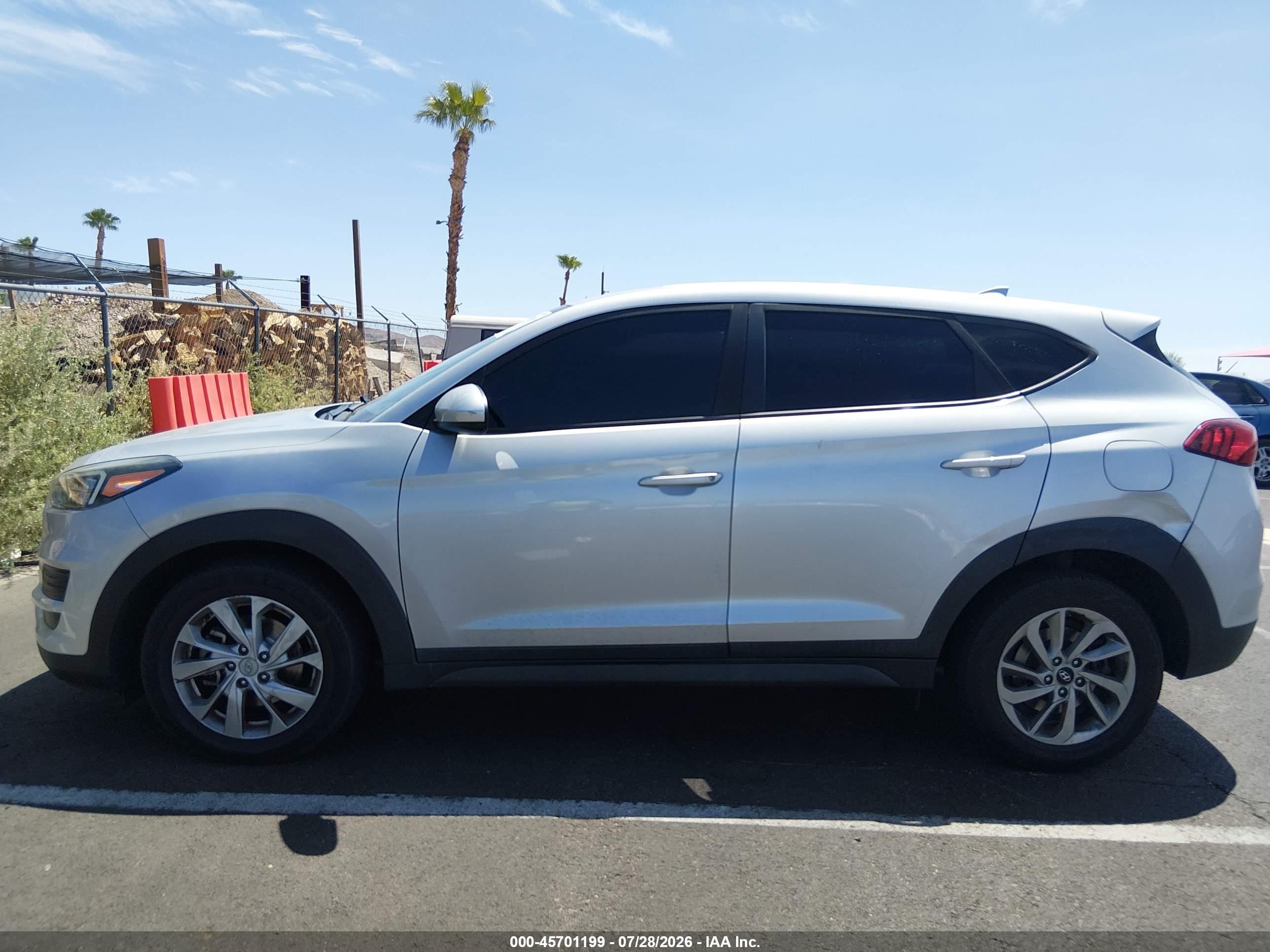 2019 HYUNDAI TUCSON SE