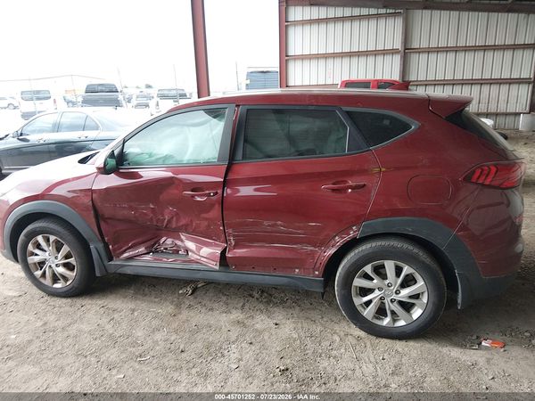 2020 HYUNDAI TUCSON SE