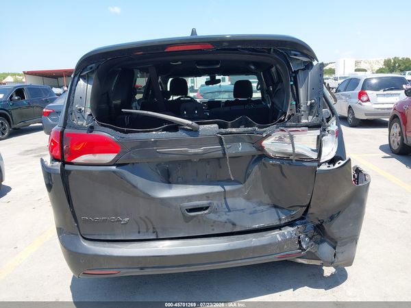 2020 CHRYSLER PACIFICA TOURING — I119