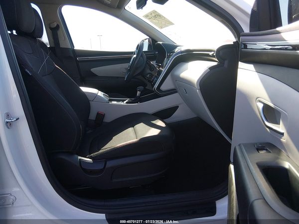 2022 HYUNDAI TUCSON SE