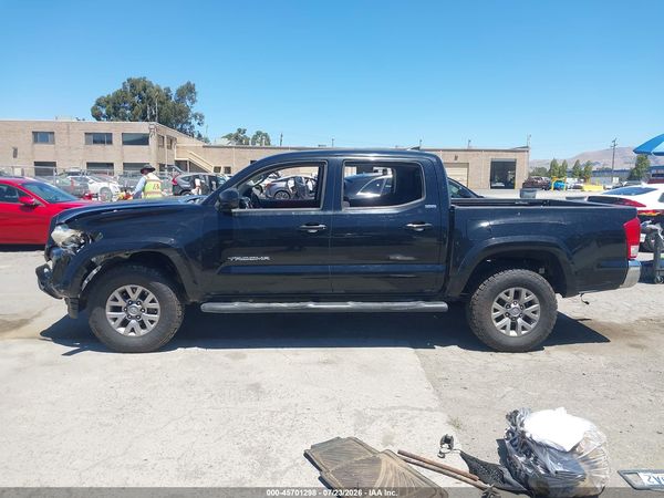 2017 TOYOTA TACOMA SR5