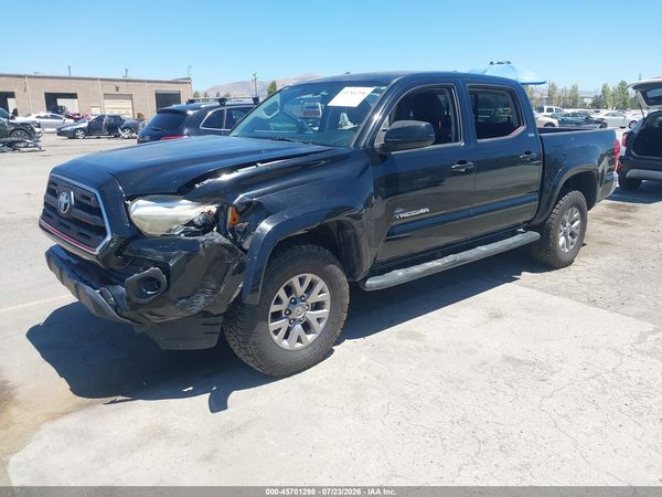 2017 TOYOTA TACOMA SR5