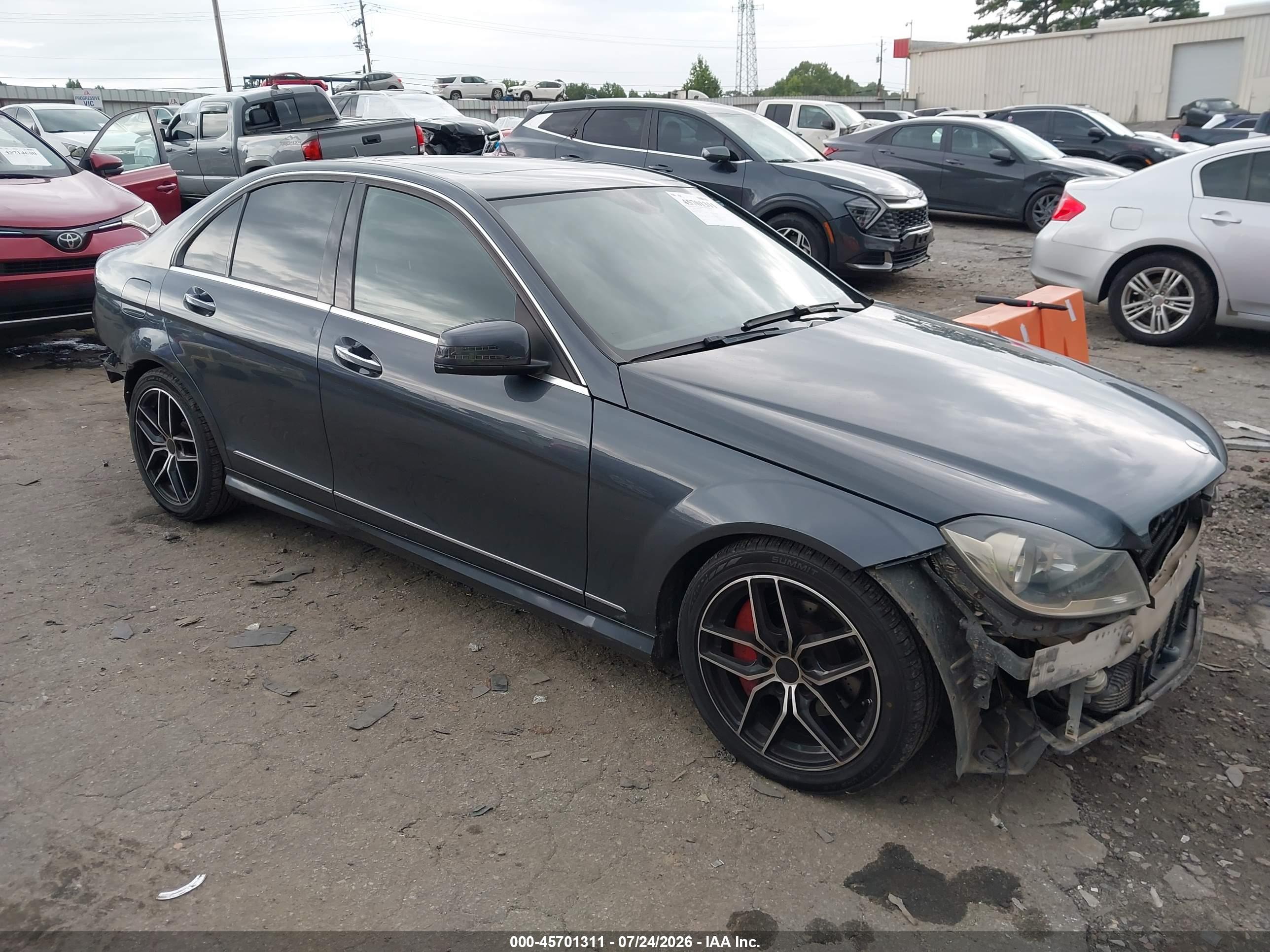 2014 MERCEDES-BENZ C 250 SPORT
