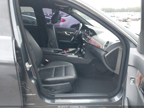2014 MERCEDES-BENZ C 250 SPORT