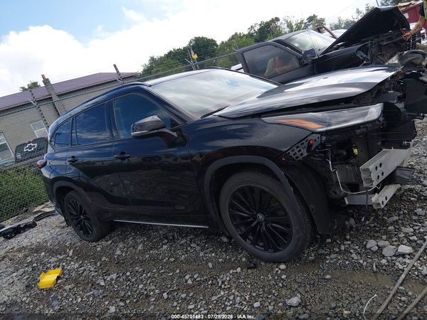 2024 TOYOTA HIGHLANDER XSE